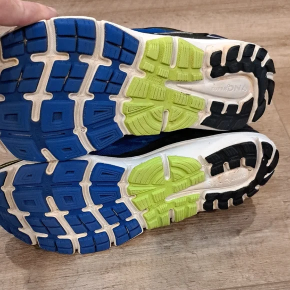 Brooks Blue and Yellow Transcend 3 Running Shoes - Picture 9 of 12